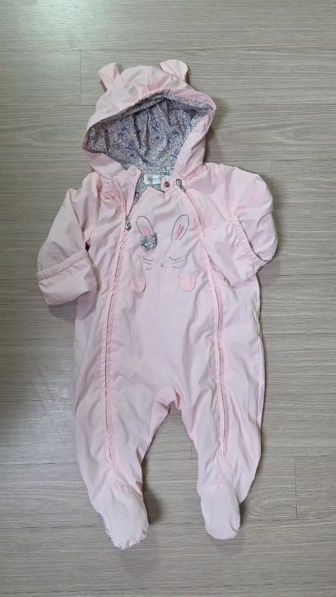 파라코반 베이비 우주복 바람막이 토끼