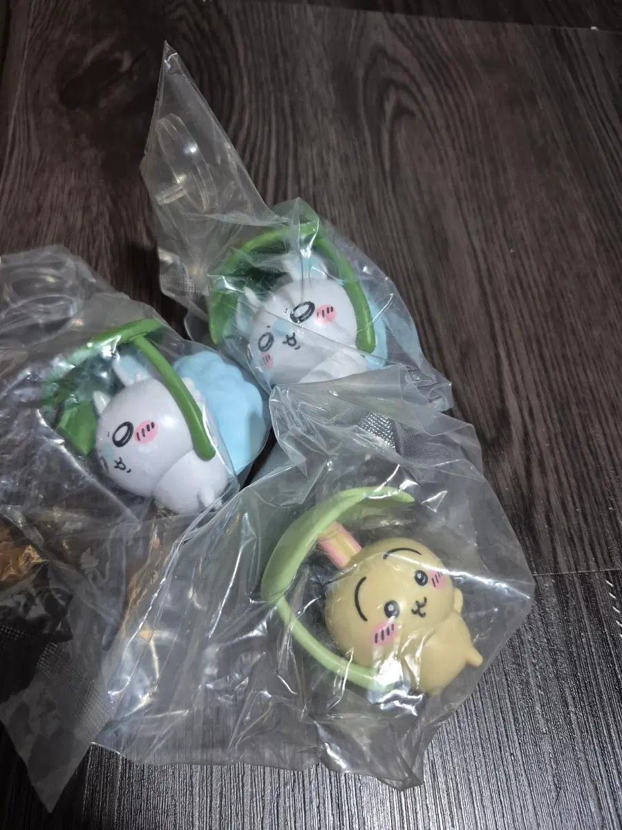 치이카와 먼작귀 우산 피규서 모몽가
