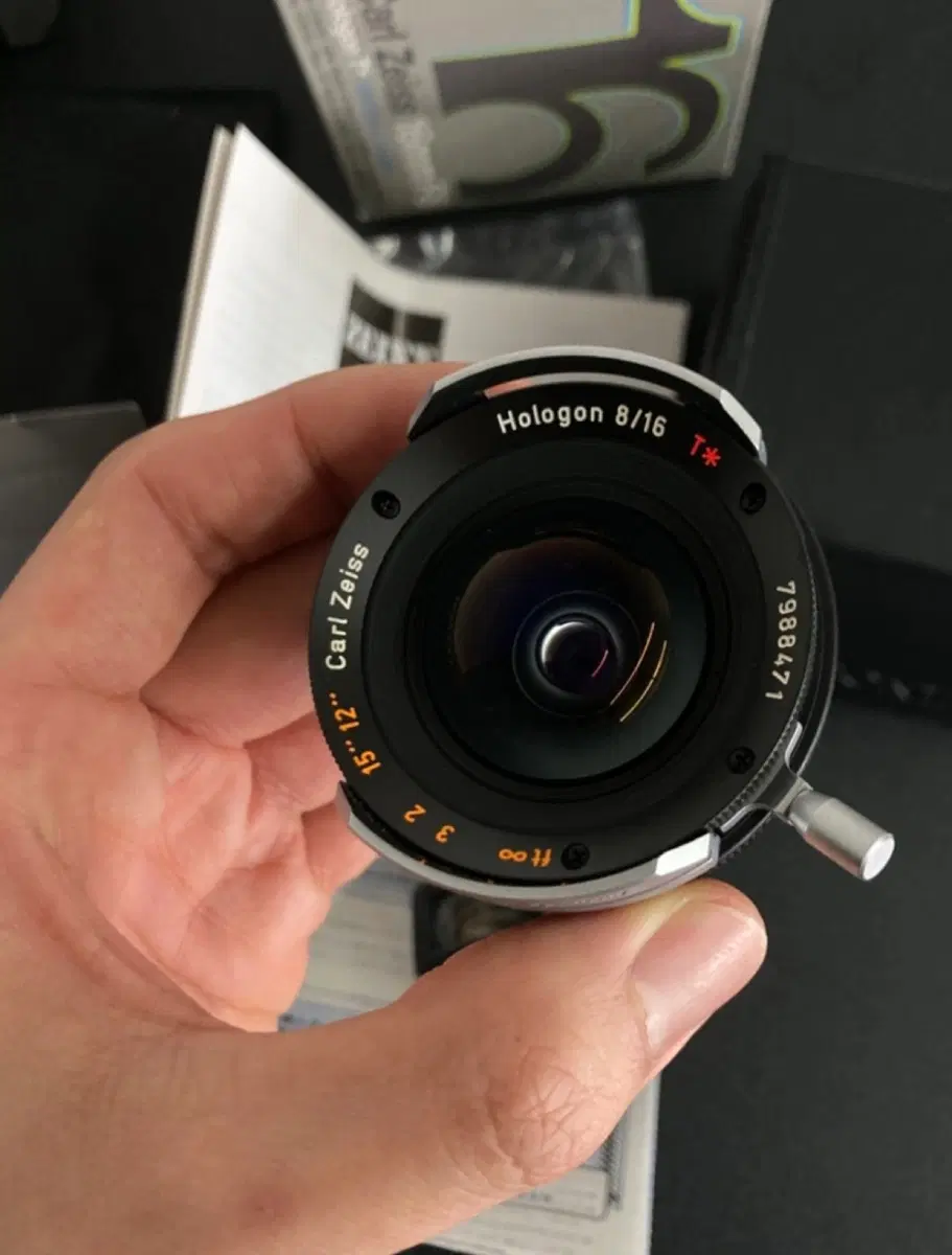 홀로곤 Hologon T* 16mm F8 콘탁스 G 마운트