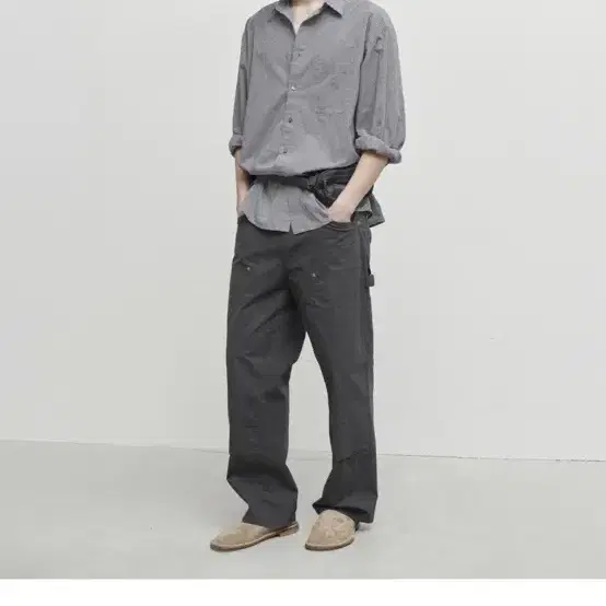 브라운야드 더블 니 차콜팬츠