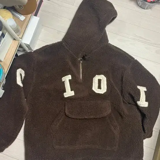 두툼한 뽀글이 후리스 겨울대비 아방핏 후드집업