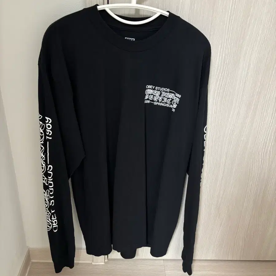 Obey 롱슬리브