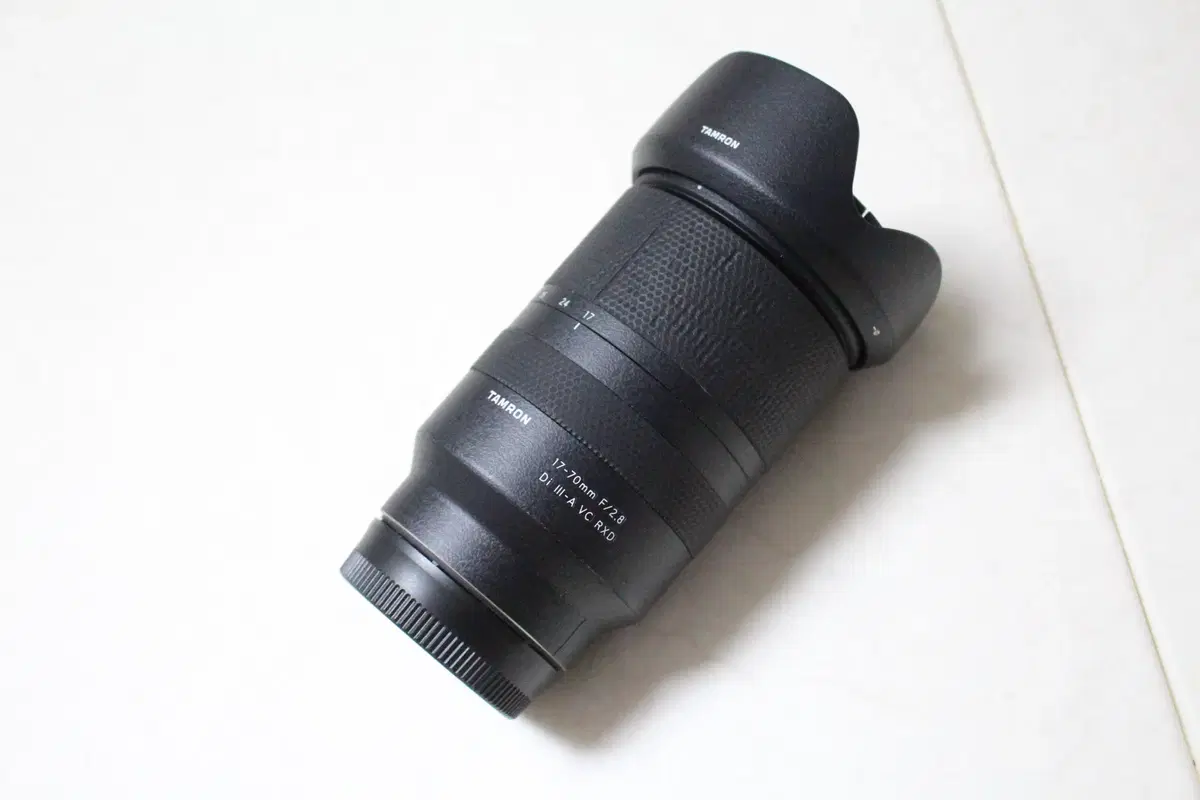 탐론 17-70mm F2.8 Di III-A VC RXD B070 소니 E마운트
