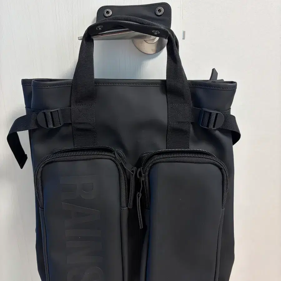 레인즈 블랙 토트백
