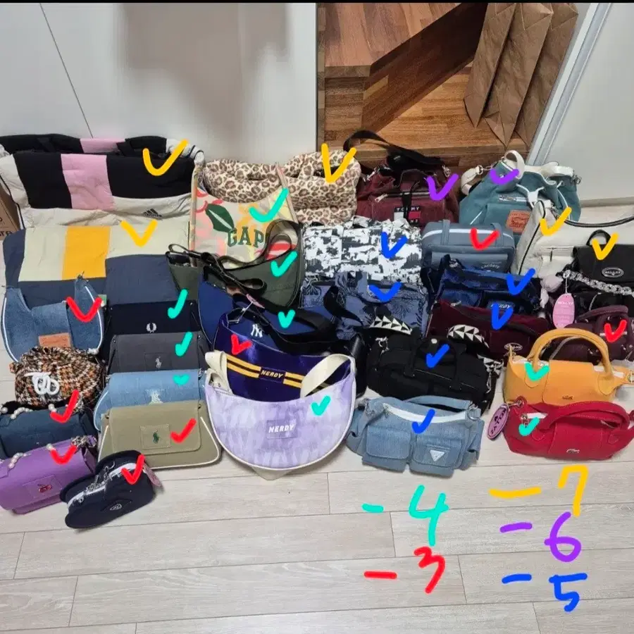 켈리즈 가방 판매합니다! 업사이클링/리사이클링 가방 크로스백 백팩 숄더백