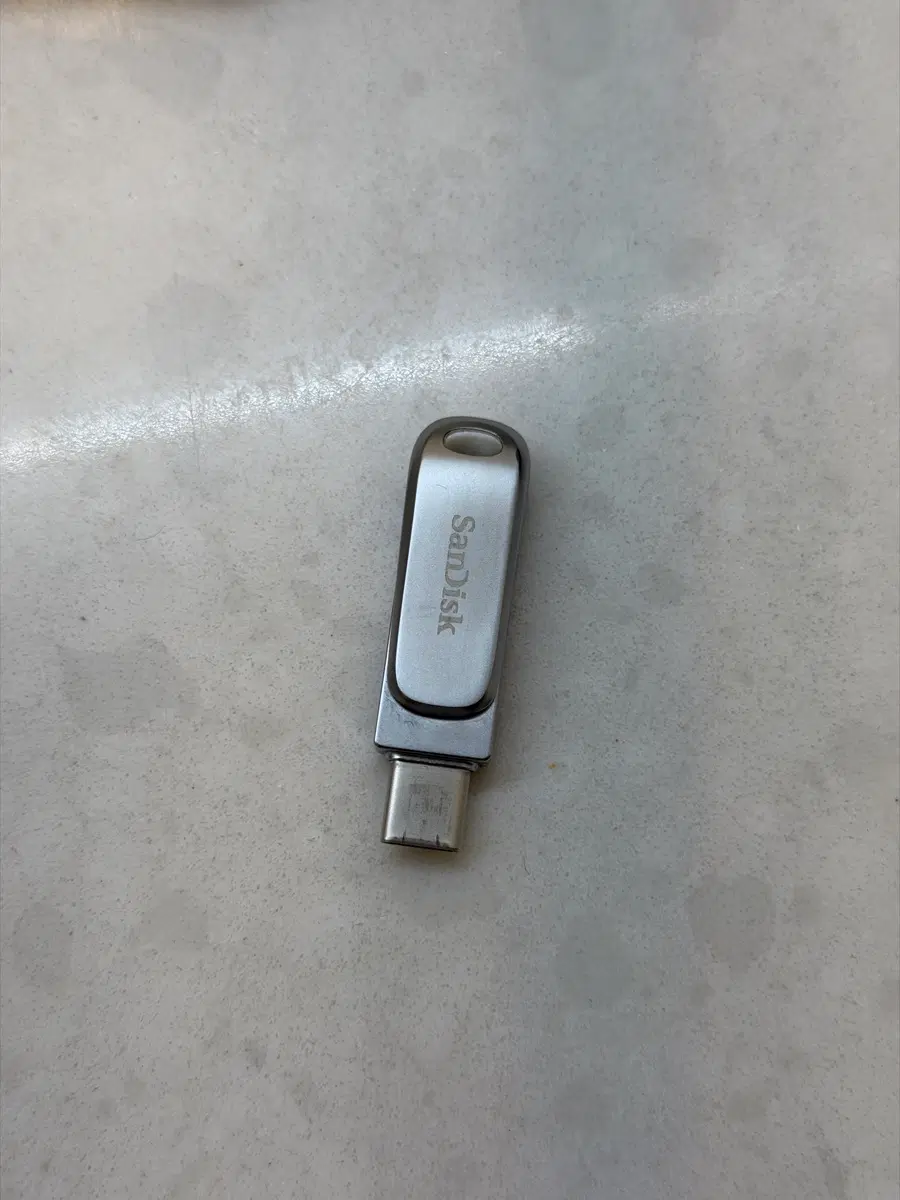 샌디스크 듀얼 1TB USB