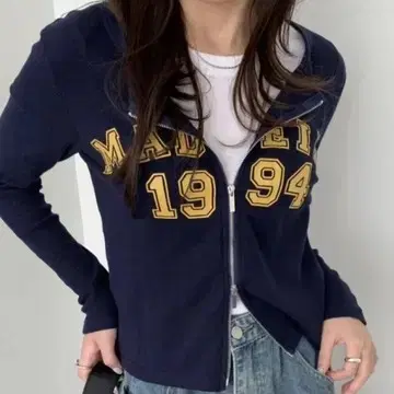 네이비 집업 스웨터 "MAD EIN 1994"
