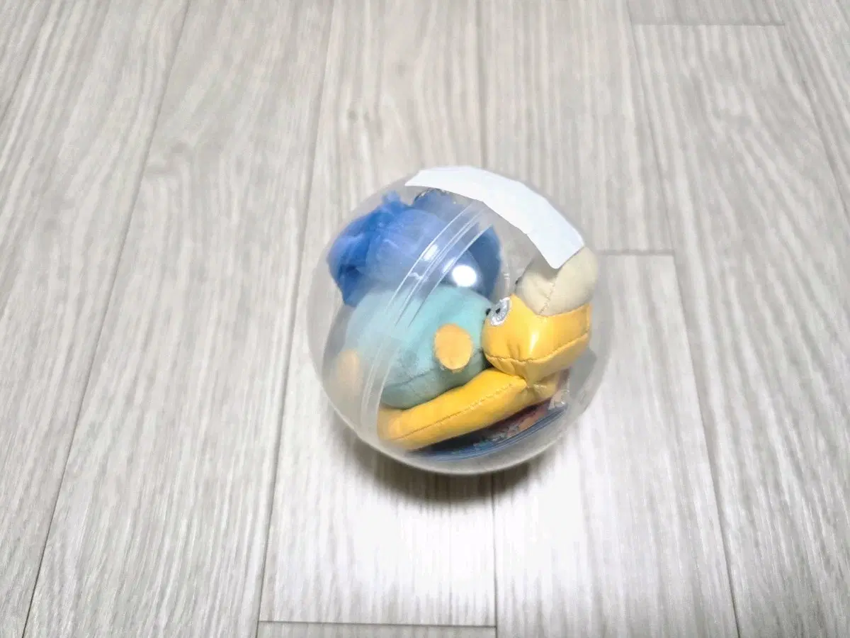 포켓몬스터 부산 느긋느긋 바캉스 팝업 마스코트 팽도리 튜브 키링 가챠 판매합니다!