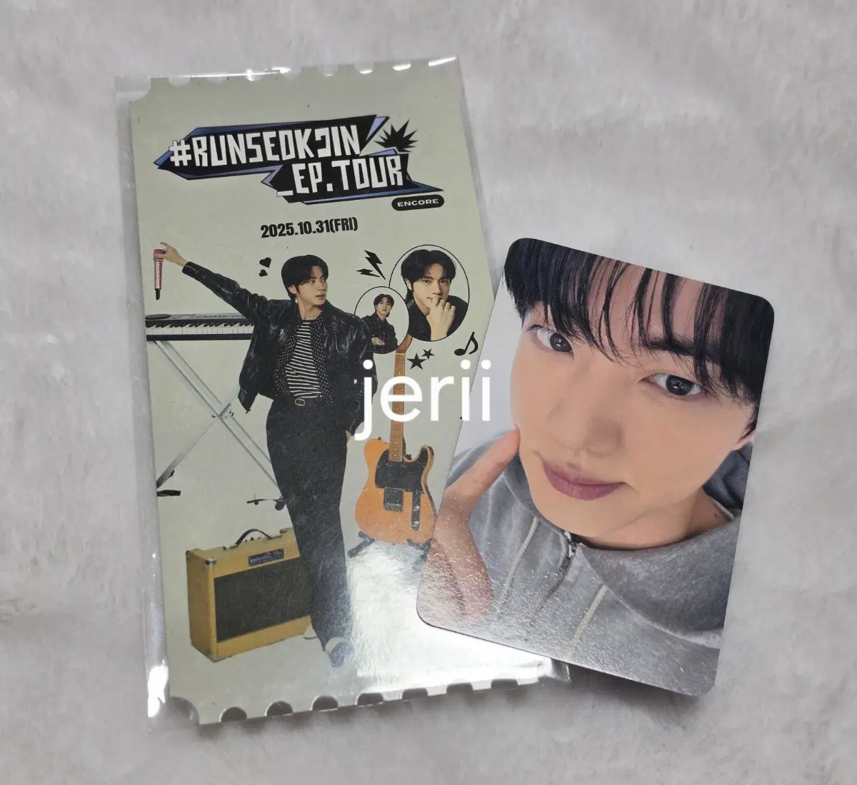 방탄소년단 진 런석진 아미존 포카