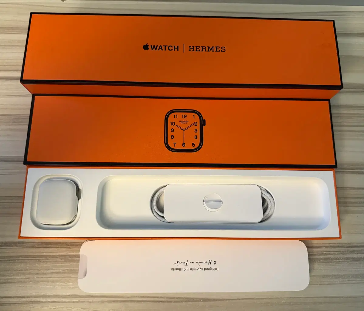 애플워치10 에르메스 42mm 실버 애케플 팝니다.