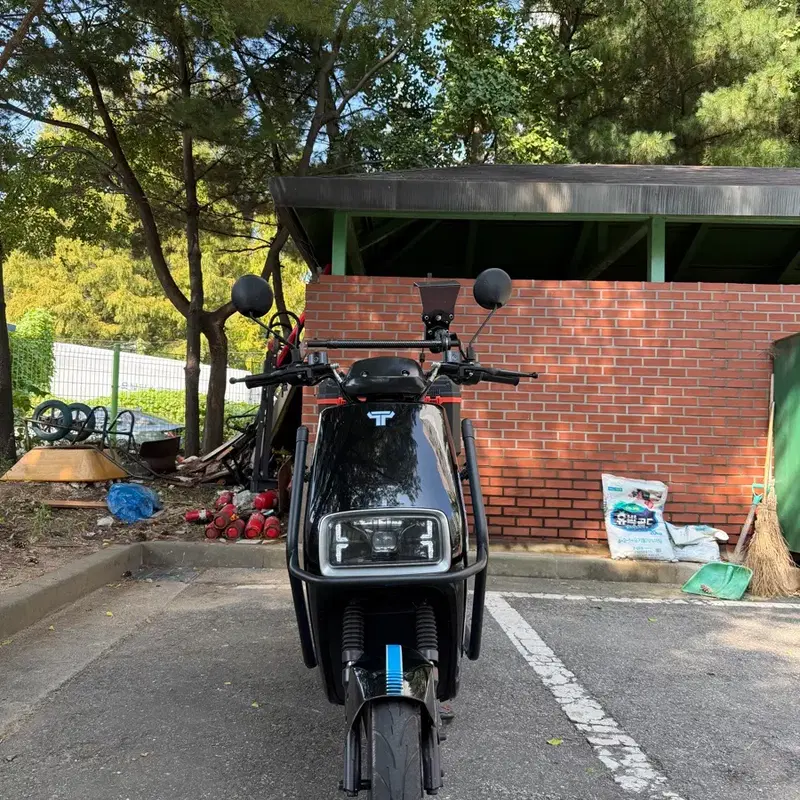 타우러스es듀얼 전기오토바이 번호판x 판매합니다