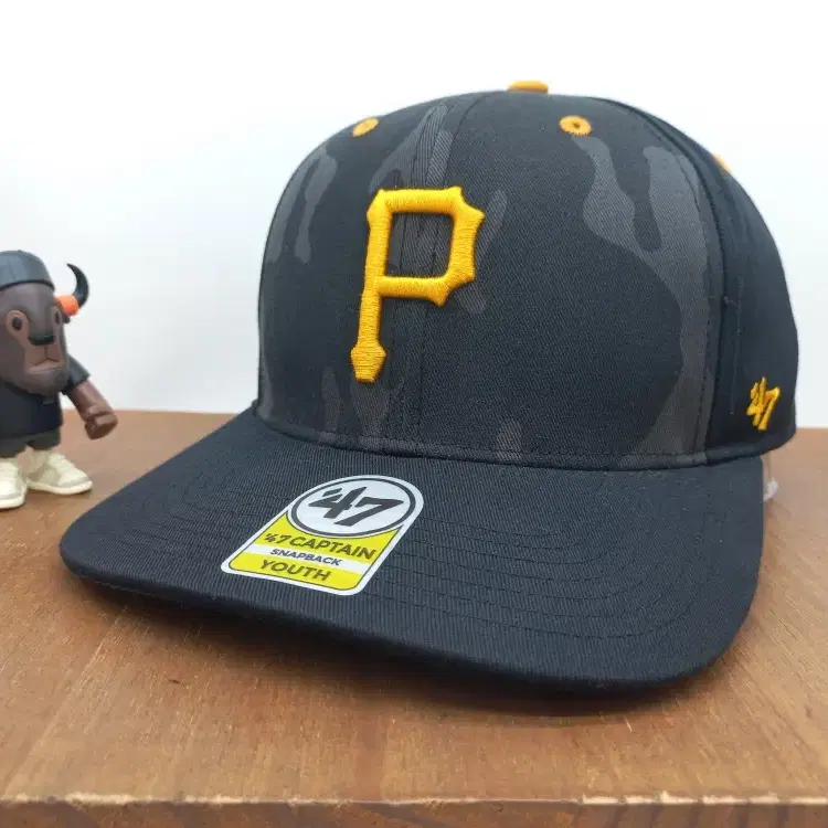 [새상품] 47브랜드 MLB  피츠버그 파이리츠 P 자수 키즈 유스 캡틴 스냅백 야구모자 블랙 옐로우