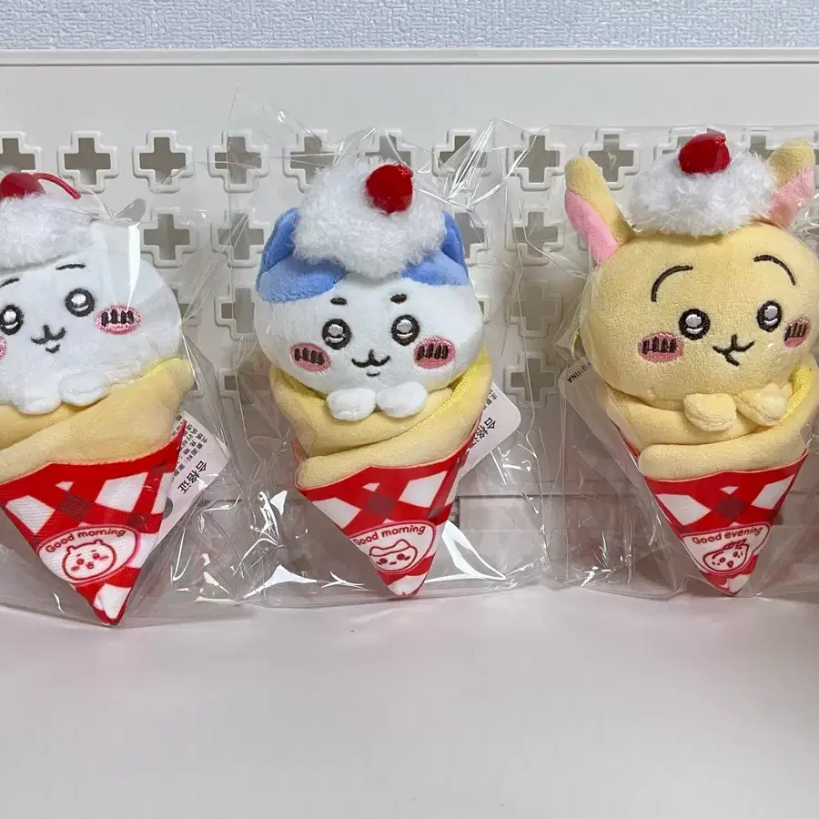 먼작귀 캐릭터 크레페 인형 키링 3종 세트 새상품