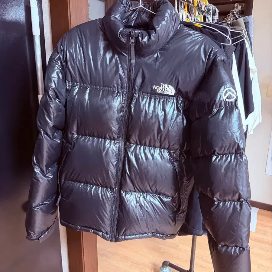 노스페이스 퀀텀 2023 블랙 XL 판매합니다 상태극상