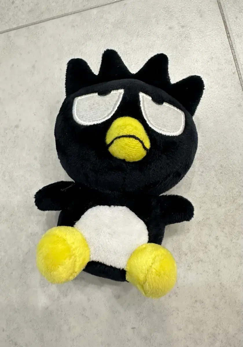 배드바츠마루 인형