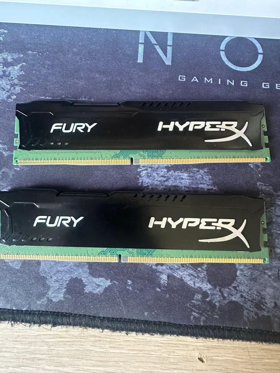 삼성 DDR4 8GB RAM 2개