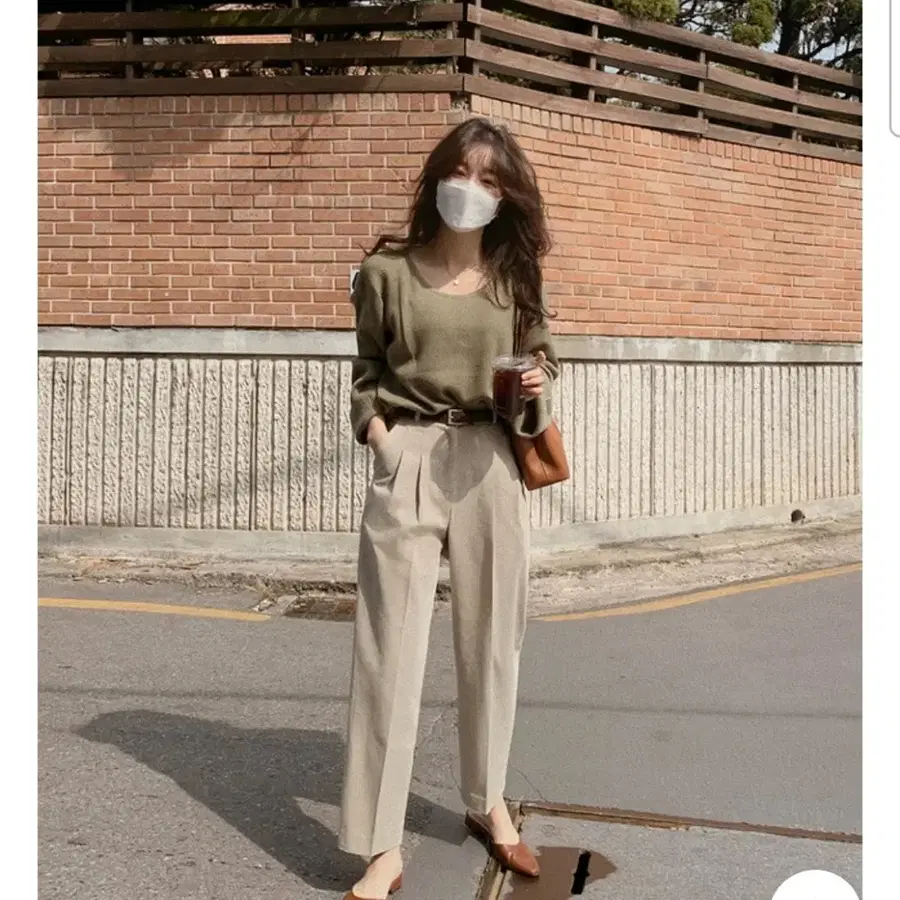 슬로우앤드 놈코어 투핀턱 코튼팬츠(롱M, 매트베이지)