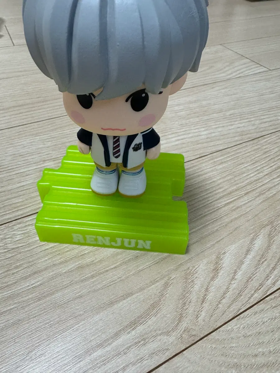 엔시티드림 런쥔 브멜 피규어 태국 CGV 피규어 ISTJ