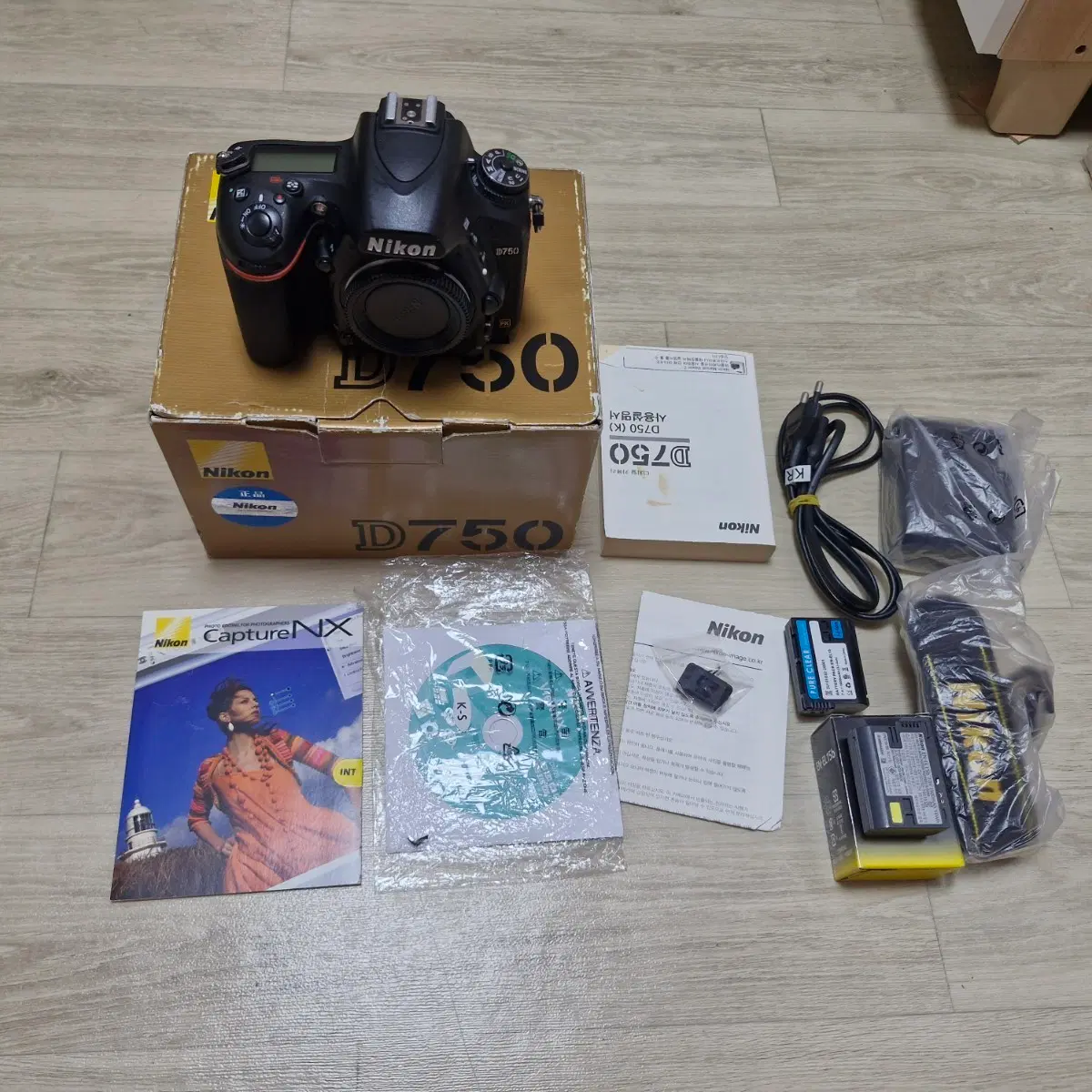 니콘 D750 풀박스 구성품