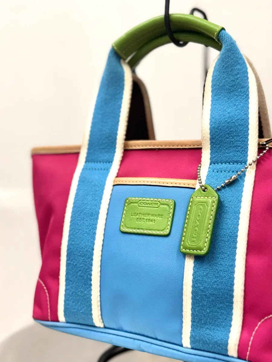 Coach 코치 Hamptons Weekend 햄튼 위켄드 미니 토트백