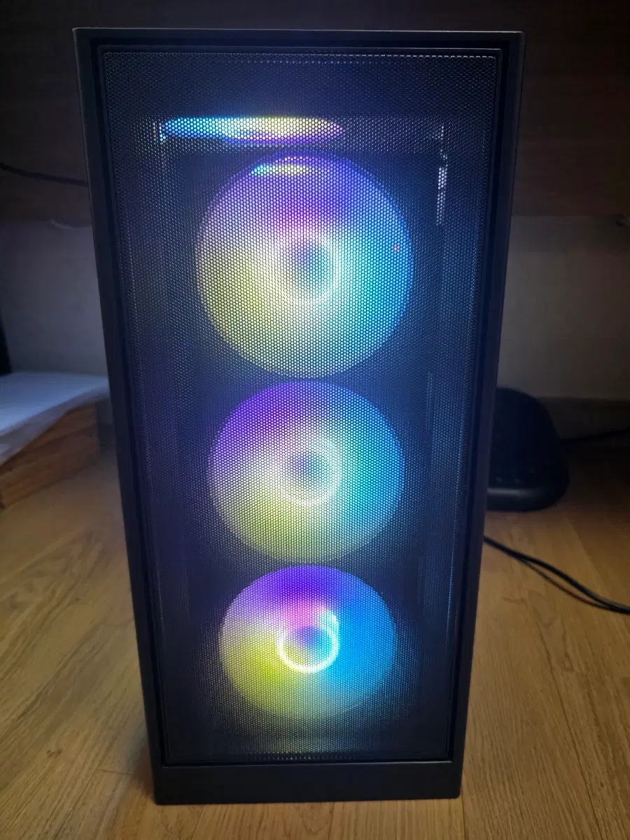 AMD 라이젠 9800x3d, ssd1테라, 램 32기가 등 컴퓨터 글카제외 반본체 판매