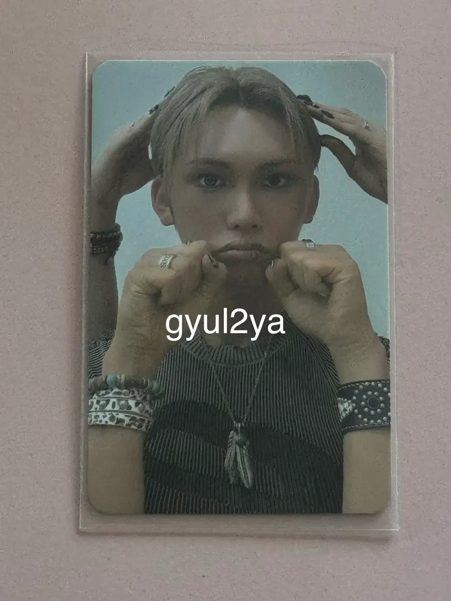 [XLOV] I ONE 현 포토카드