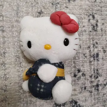 헬로키티 봉제 인형 유카타 차림