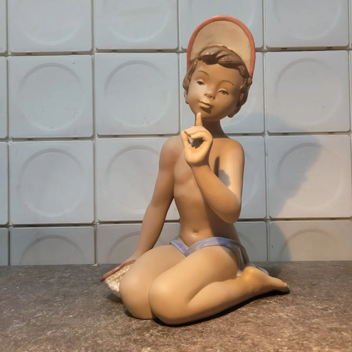 스페인 야드로 무광 소년상