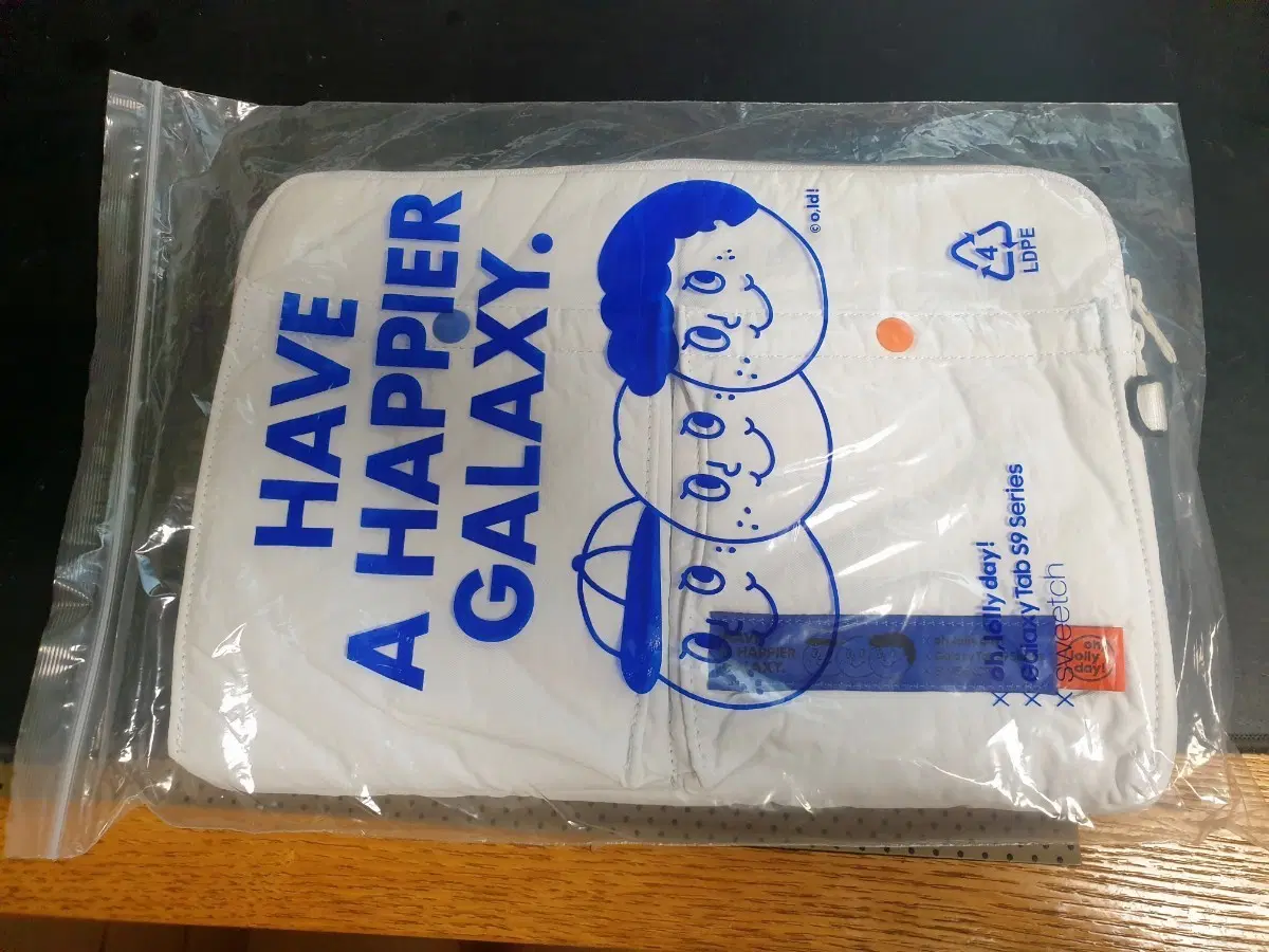 오롤리데이 스위치 갤럭시 탭 S9 콜라보레이션 파우치