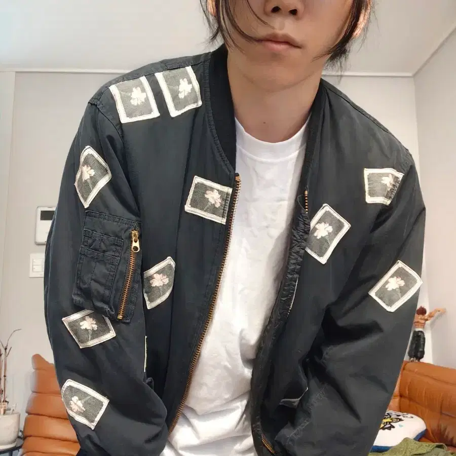 Pink house 패치 항공점퍼