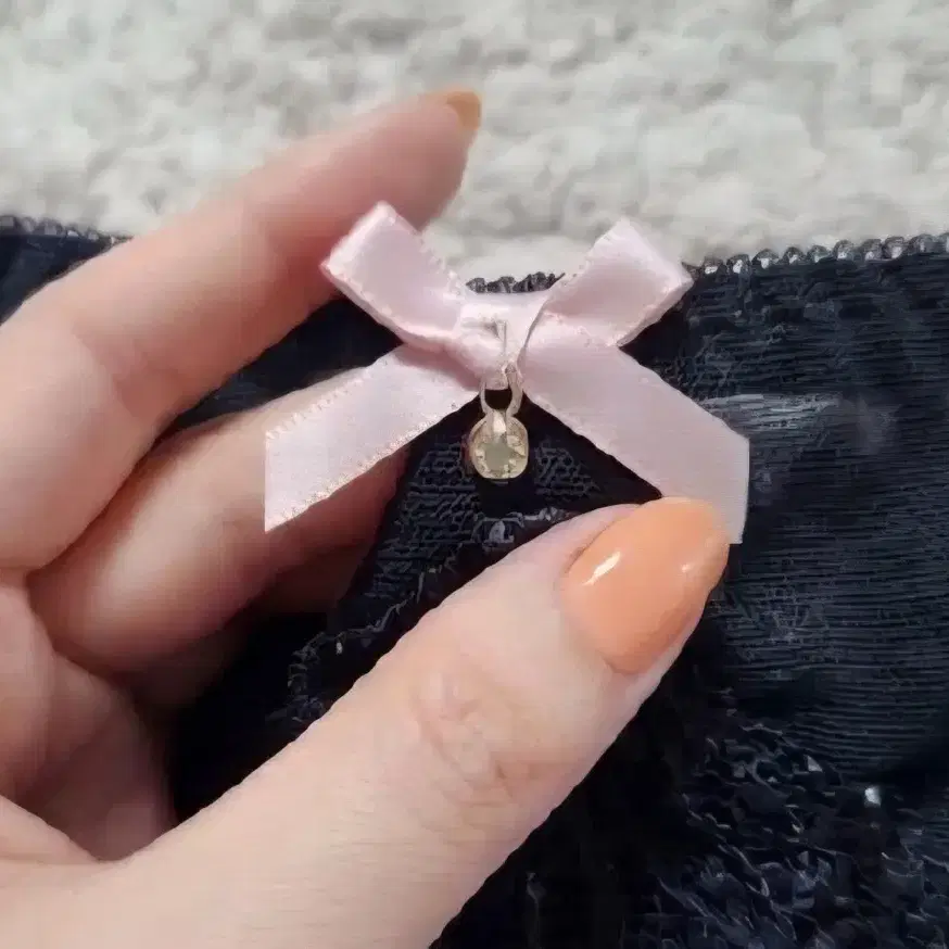 블랙 보석 리본 여성팬티 중고