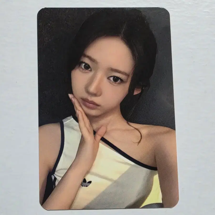 베이비몬스터 로라 메이크스타 럭키드로우 포카 J