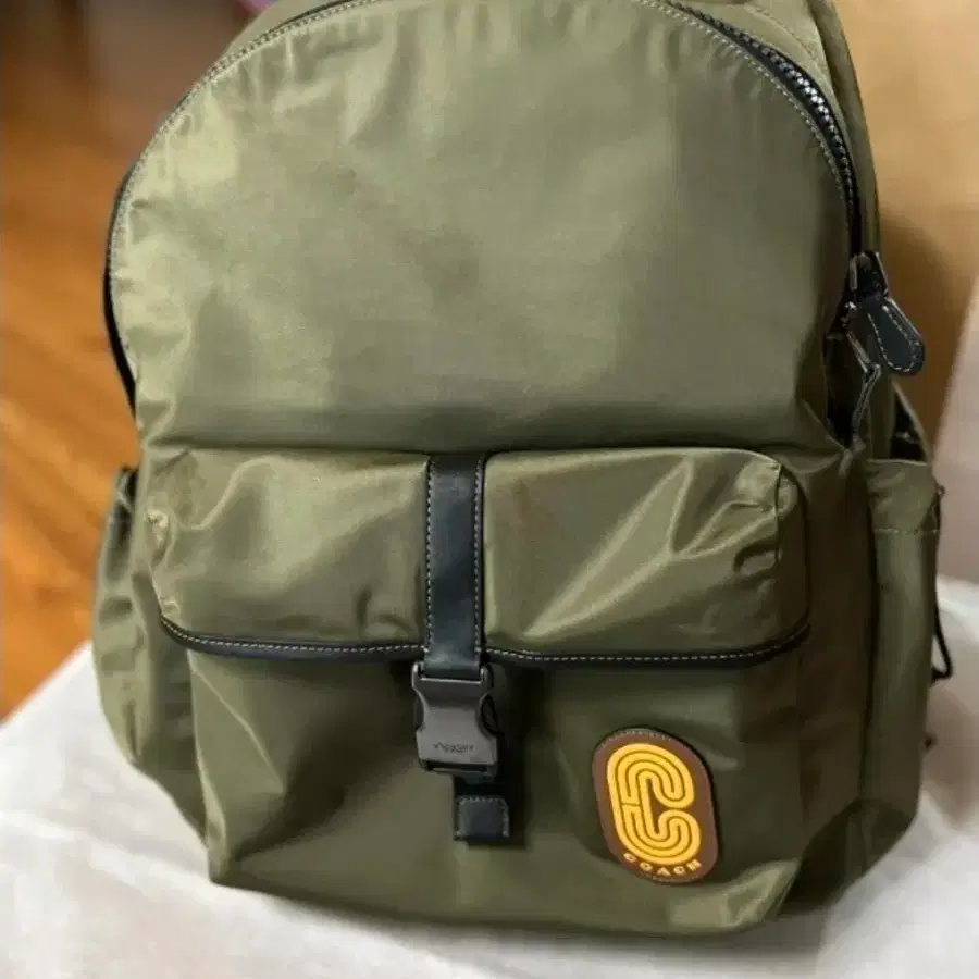 COACH 배낭 나일론 맥스 배낭 C9834 QBRM3 올리브 드라브 (새제품)