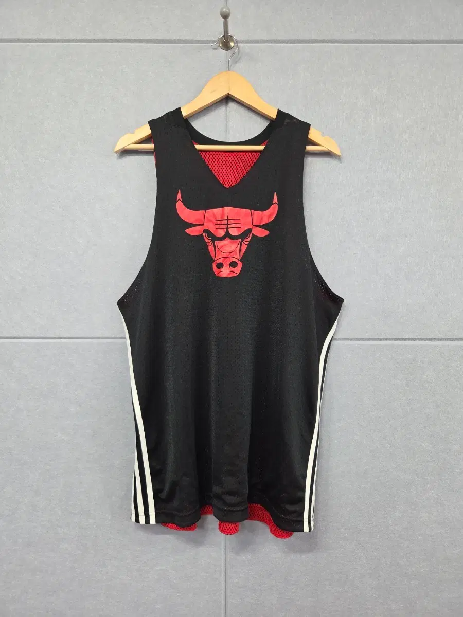 ADIDAS x NBA 시카고 불스 리버서블 메쉬 농구 나시