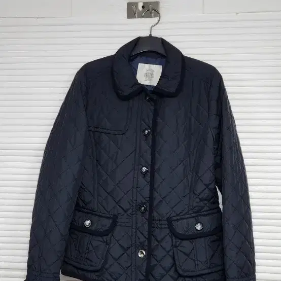 BCBG 퀼팅 누빔자켓 55사이즈