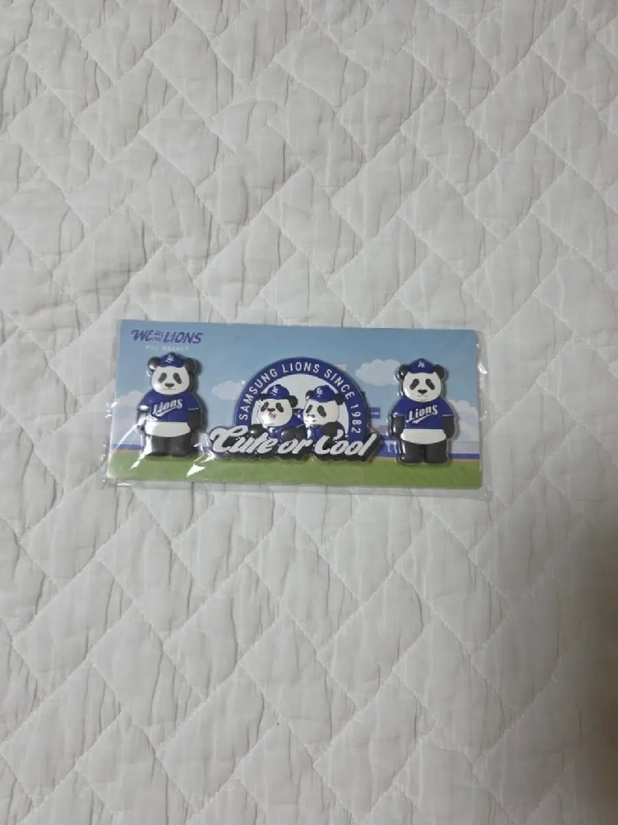 삼성 라이온즈 에버랜드 루이바오 후이바오 바오패밀리 팬더 마그넷 3종 세트입니다.