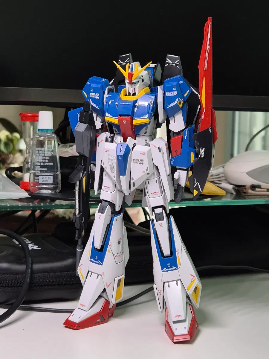 홀로 데칼 (상급) MG 1/100 제타 건담 버카 Ver.Ka 반다이 건프라