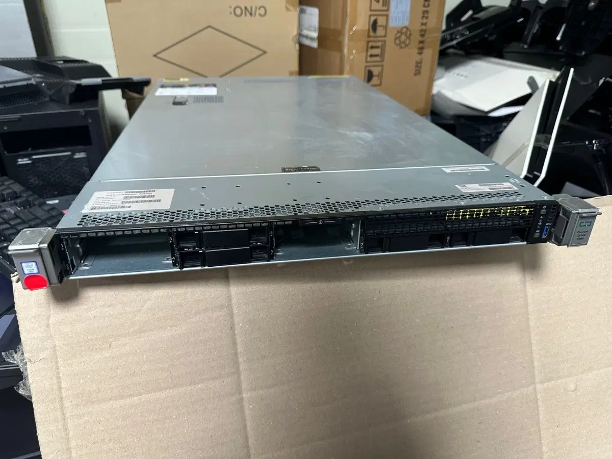 HP ProLiant DL360 Gen9 서버