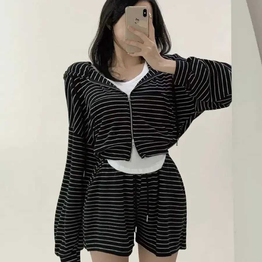 단가라 크롭 투웨이 후드집업 반바지 세트