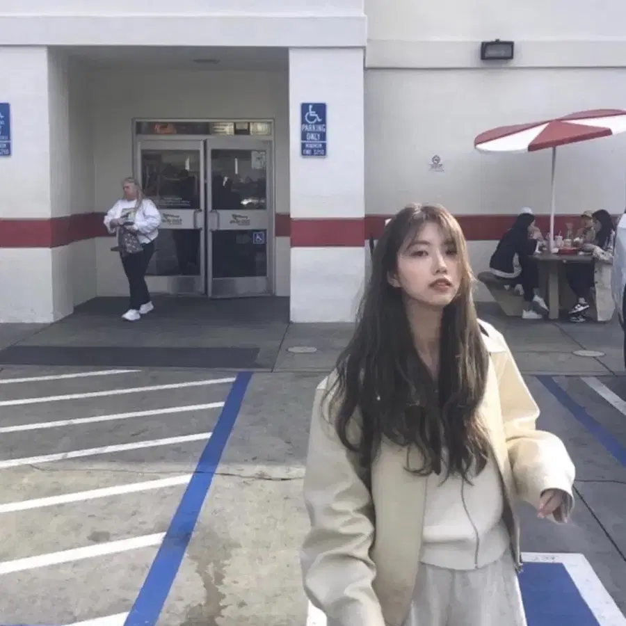 아카이브제이투유 레더 블루종 자켓 크림