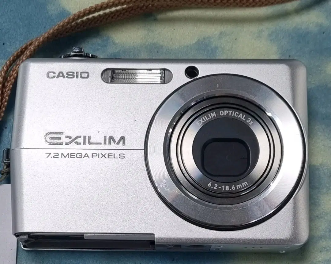 카시오 엑슬림 디카 casio exlim z700