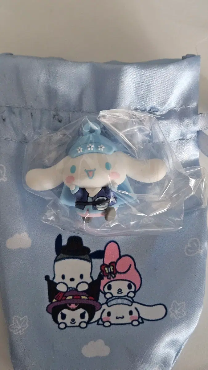 이디야 도령 시니모롤 > 포차코로 교환 구해요