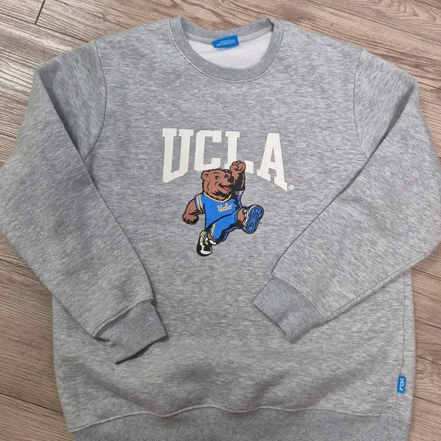 UCLA 곰돌이 기모 맨투맨 그레이