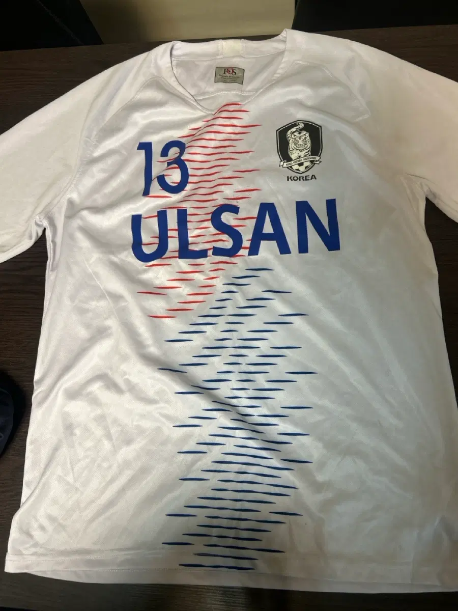 울산대표 축구 유니폼 중국 교류전때 입은 유니폼입니다