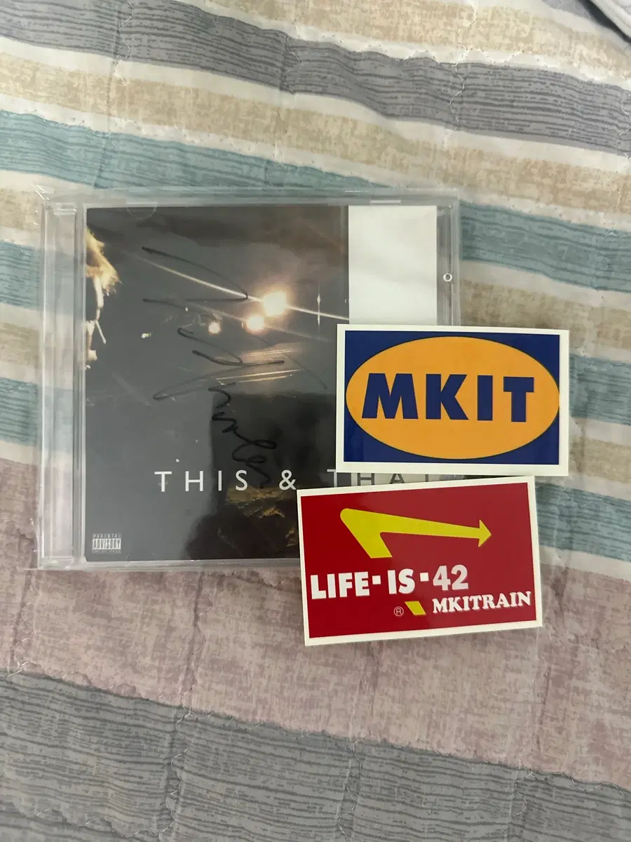 나플라 this&that 사인반