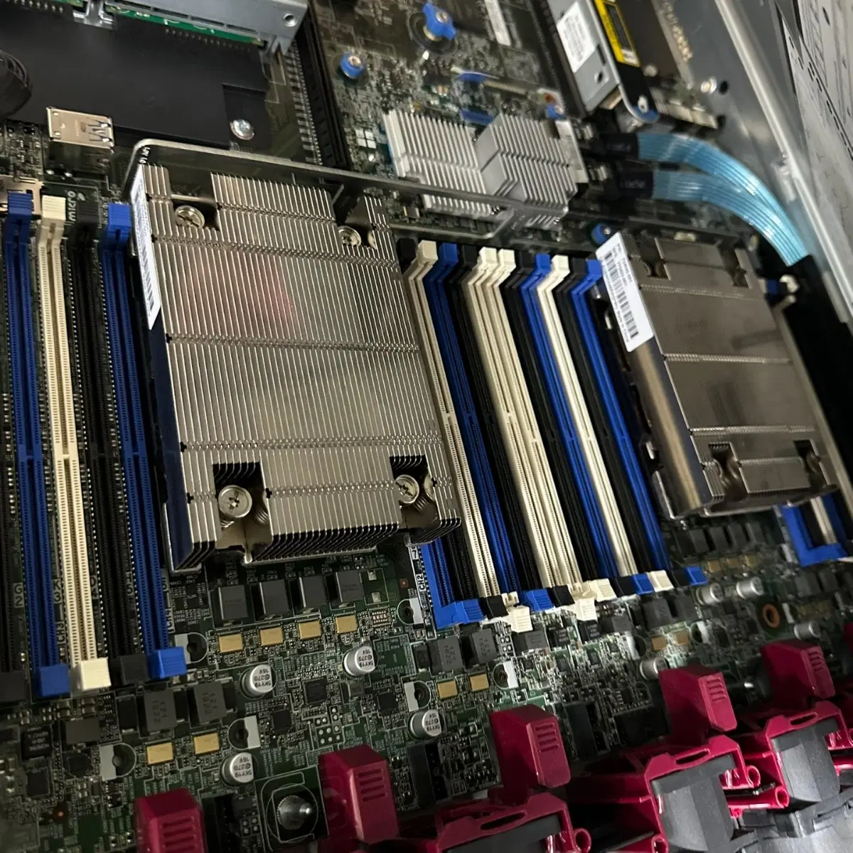 듀얼 cpu HP ProLiant DL360 Gen9 서버