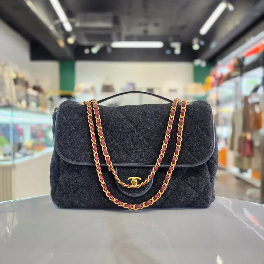 샤넬 2526 FW 울 맥시 라지 탑 핸들 플랩백 내장칩 AS5850 사진 1