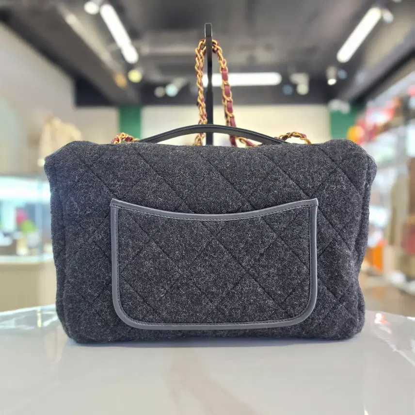 샤넬 2526 FW 울 맥시 라지 탑 핸들 플랩백 내장칩 AS5850 사진 4