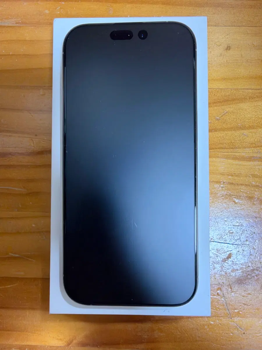 아이폰16프로 네츄럴 티타늄 256GB 자급제