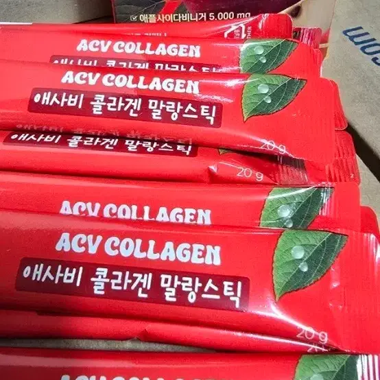 에사비콜라겐스틱
